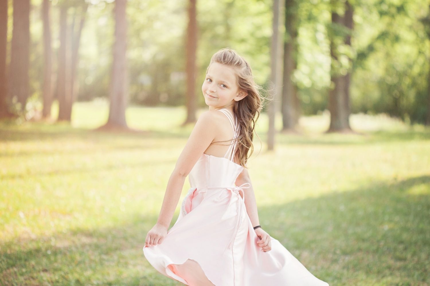 Natchitoches La Photographer Wendy Robinette explains why Tween Portrait Sessions are important for a child's self confidence.